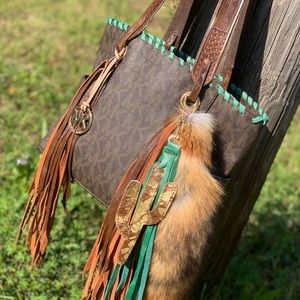 IN SEARCH OF this bag